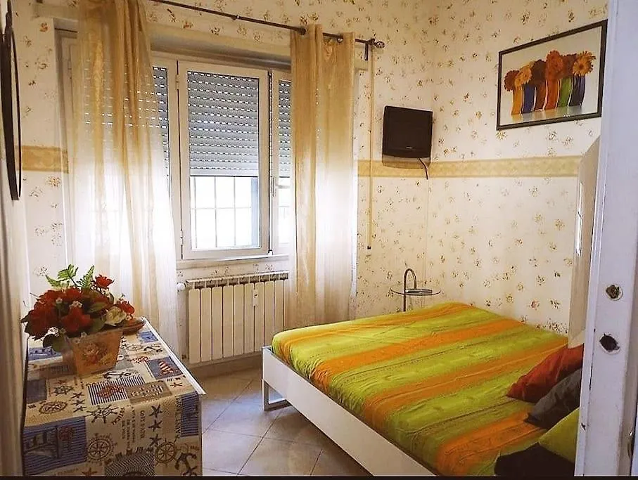 Brezza Marina Casa Vacanze Ostia Apartment Italy