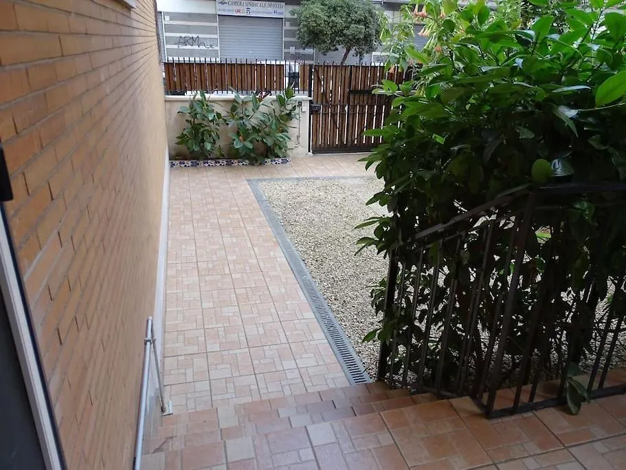 Brezza Marina Casa Vacanze Ostia Apartment